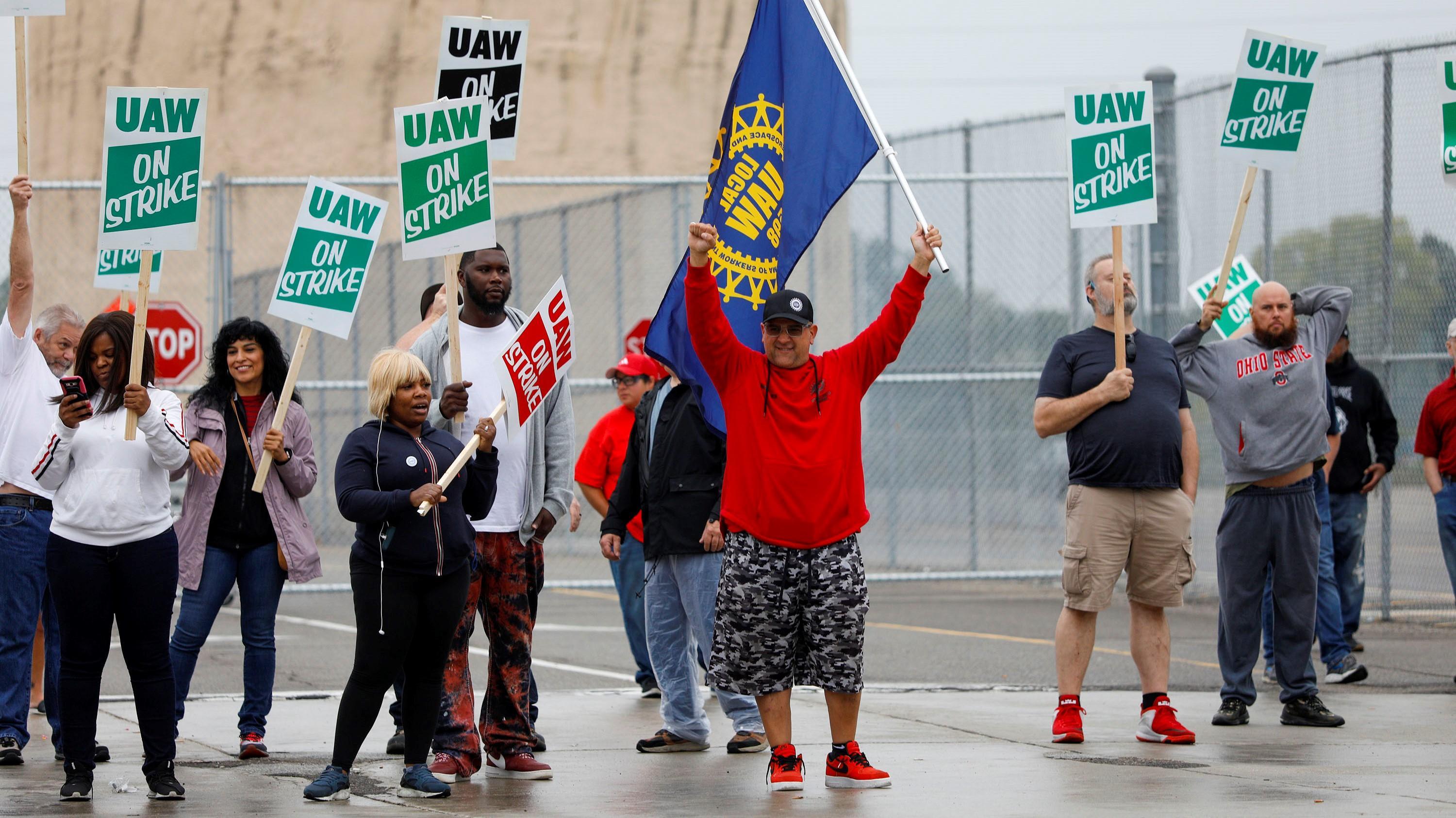 UAW Protestors with strike signs